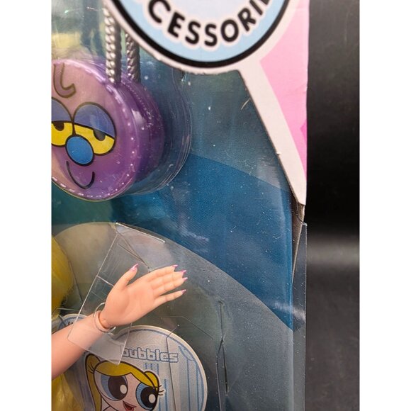 LOL Surprise OMG Powerpuff Girls Bubbles Doll With Accessories - Picture 7 of 12